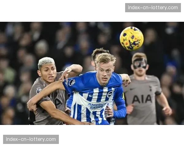 布赖顿霍夫与热刺2-2战平，比赛共出现四次因转换导致的直接失球